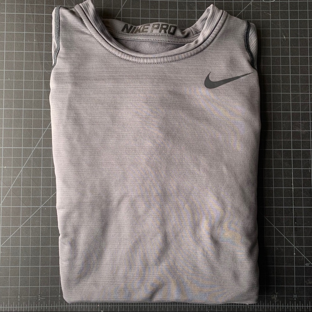 Nike Pro Hyperwarm Longsleeve Size Men’s Medium